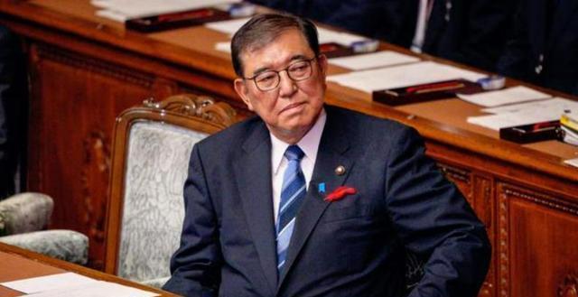 特朗普参加G7峰会一天就闪人 会议变成闹剧